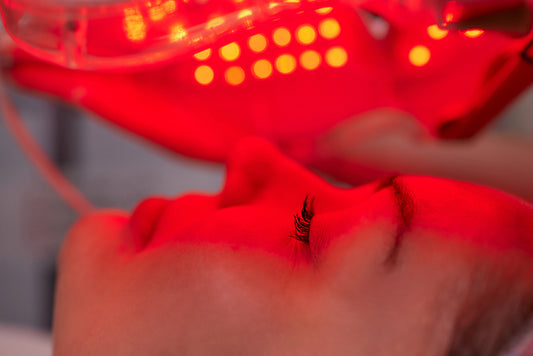Red Light Therapy and Chlorophyll: The Deep Dive into Cellular Interactions